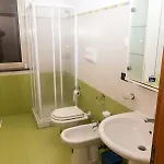 Tra Le Terme E Il Mare *